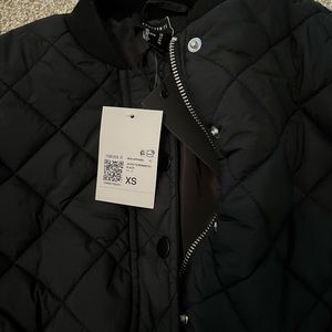 Cropped bomber jacket